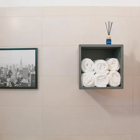 Nice & Modern Duplex In Las Galletas شقة